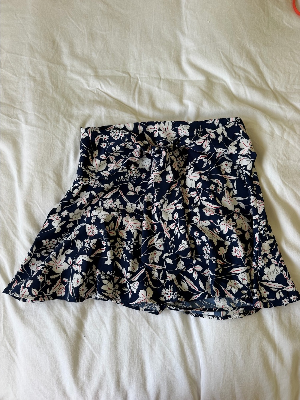 Entro Navy Floral Skort with Tie